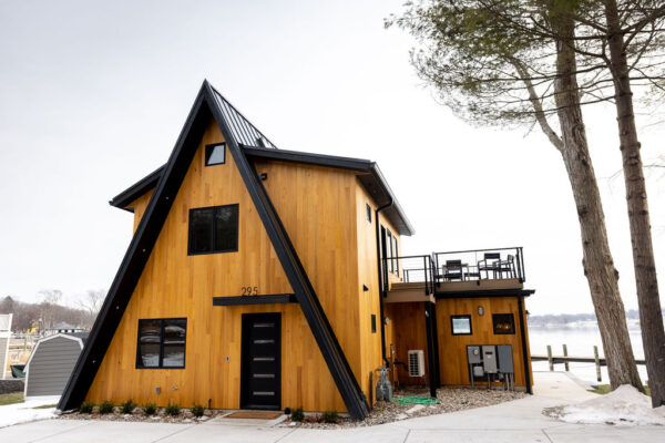 A-frame-Saugatuck_Exteriors_AT_02